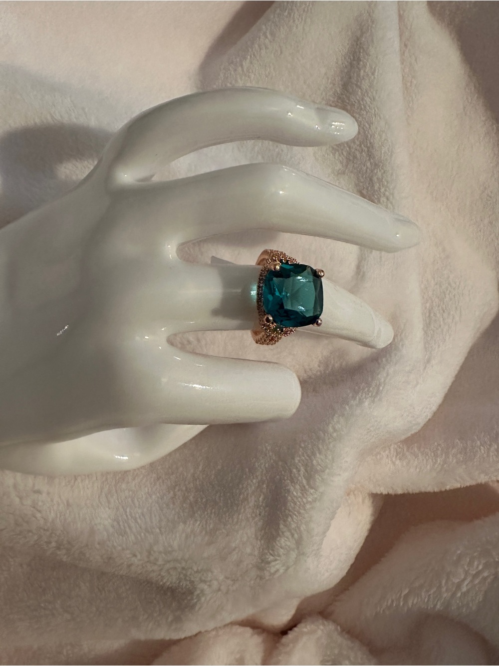 Source Unknown Deep Teal Cushion-Cut Ring in Rose Gold Tone
